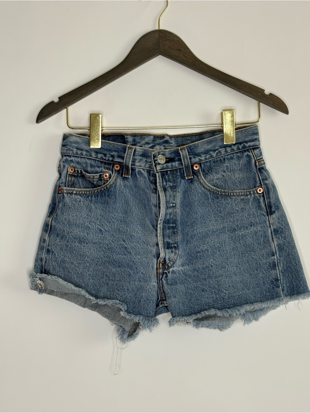 Vintage USA Levis Cut-Off Shorts Womens 30 501xx Denim Festival Western (26”)